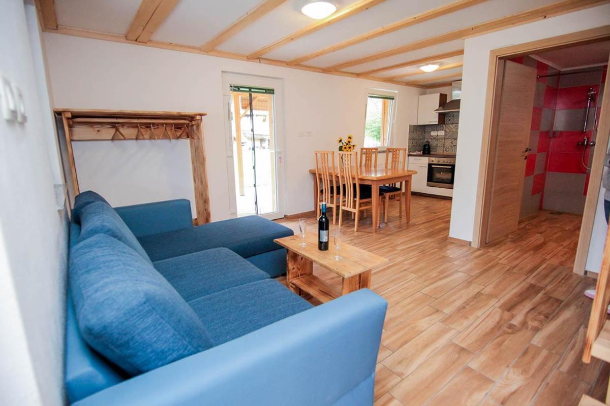 Apartmaji Pri Kozmavo - Little House Bohinj Exterior foto